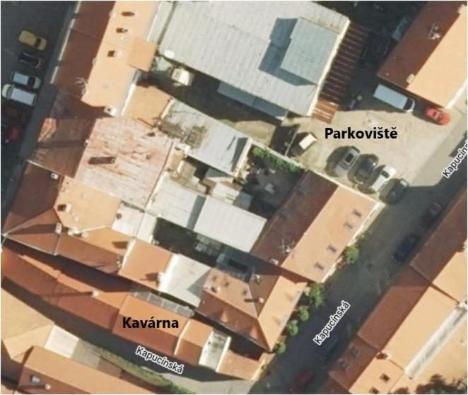 (Ne)vinná kavárna Mikulov Kültér fotó